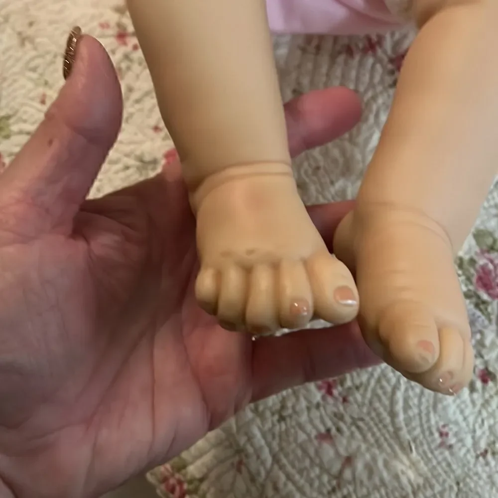 Ashton drake Lifelike baby